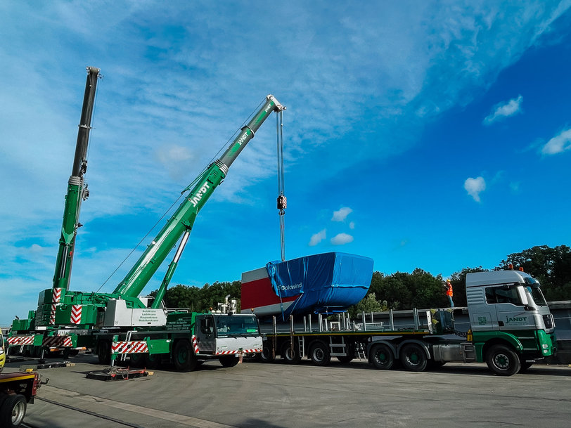 Jandt adds second LTM 1250-5.1 to its crane fleet - first use for demanding tandem lift